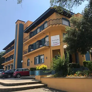 https://hostal-esteba.catalonia-hotels.com